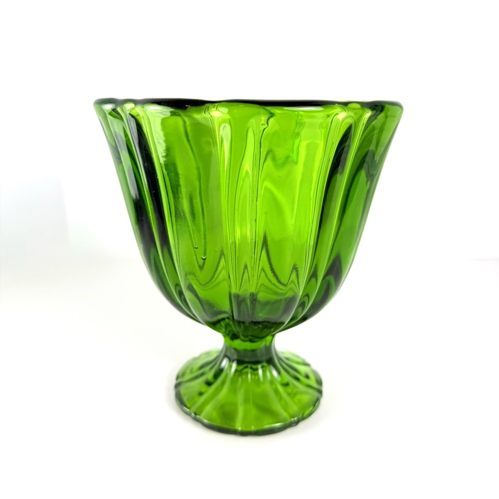Vintage LE Smith Ribbed Avocado Green Pedestal Compote Candy Dish Bowl MCM 7"